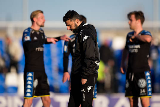 IFK Göteborgs tränare Poya Asbaghi