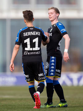 IFK Göteborgs Amin Affane jublar ihop med Victor Wernersson