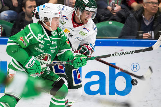 Rögles Bryan Lerg och Frölundas Jonathan Sigalet