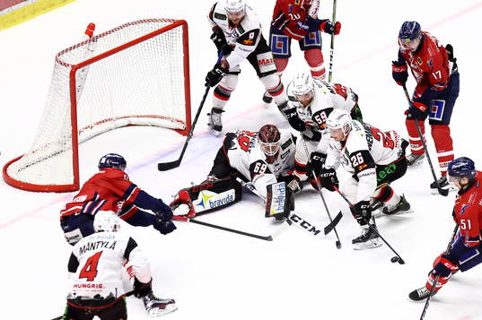 Malmös Redhawks målvakt Oscar Alsenfelt och Axel