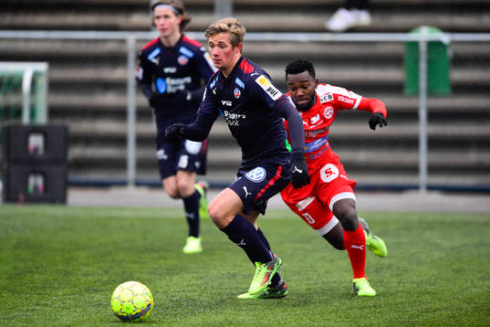 Helsingborgs Darijan Bojanic och Värnamos Lumala Abdu