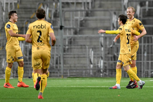 Bodö/Glimts spelare jublar