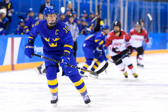 Emilia Ramboldt of Sweden in the women's ice hockey game