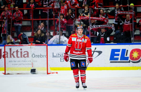 Örebros Alexander Hellström deppar
