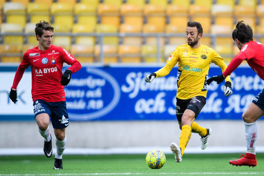 Elfsborgs Robert Gojani och Örgrytes Jakob Lindström