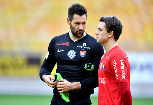 Örgrytes målvakt Stojan Lukic och Karl-Johan Lindblad