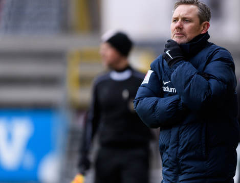 Örgrytes tränare Thomas Askebrandunder träningsmatchen i