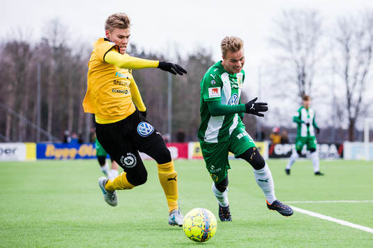 Frejs Martin Falkeborn och Hammarbys Sander Svendsen