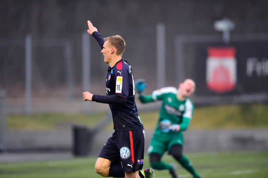 Helsingborgs Andri Runar Bjarnason jublar