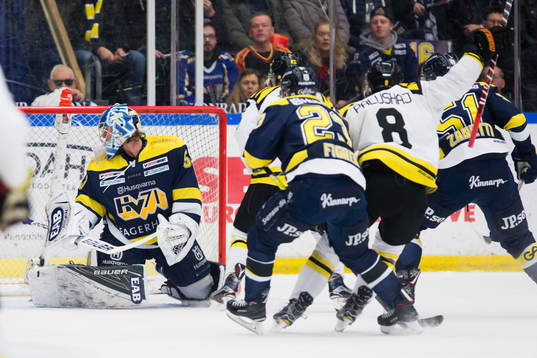 Brynäs Aaron Palushaj jublar