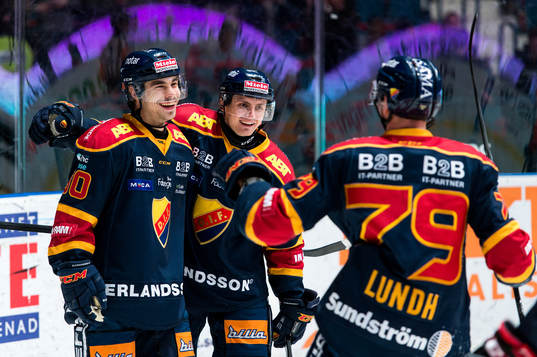 Djurgårdens Gustav Possler jublar