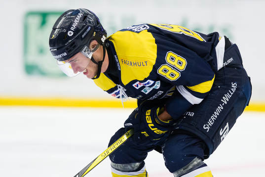 s Pierre Engvall har ont