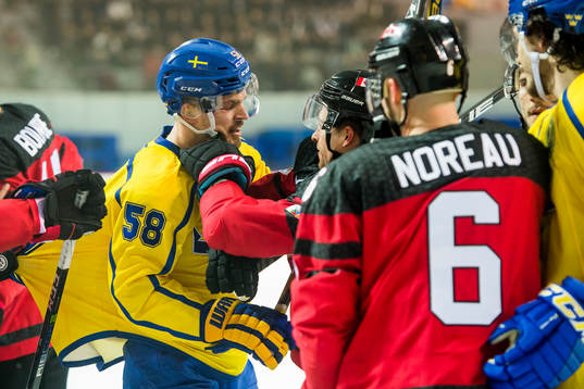 Anton Lander of Sweden