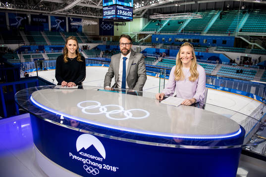 Hostess Karin Frick and experts Peter Forsberg and Kim
