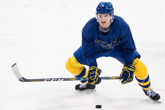 Carl Klingberg of Sweden