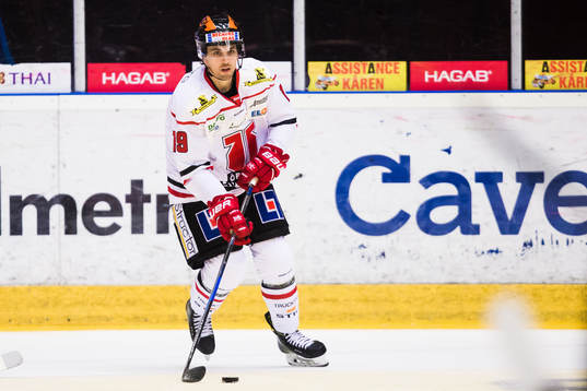Örebros Jeremy Williams innan ishockeymatchen i SHL mellan