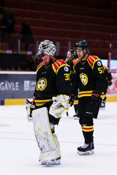 Brynäs målvakt David Rautio och Christopher Liljewall