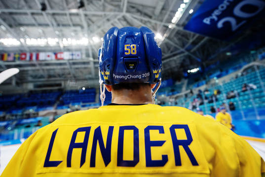 Anton Lander of Sweden