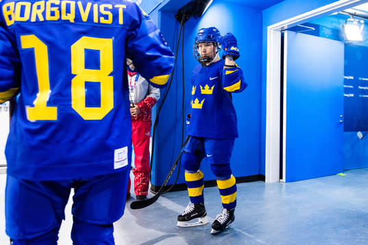 Annie Svedin of Sweden prior the ice hockey quarterfinal