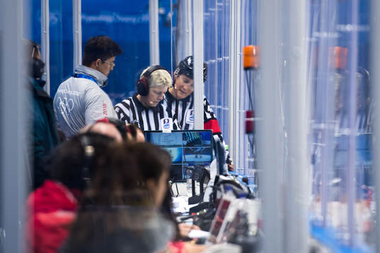 Video review for a Coach's challenge in the ice hockey