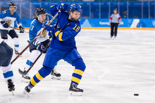 Anna Borgqvist of Sweden in the ice hockey quarterfinal