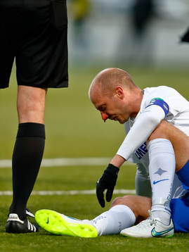 Norrköpings Andreas Johansson blöder