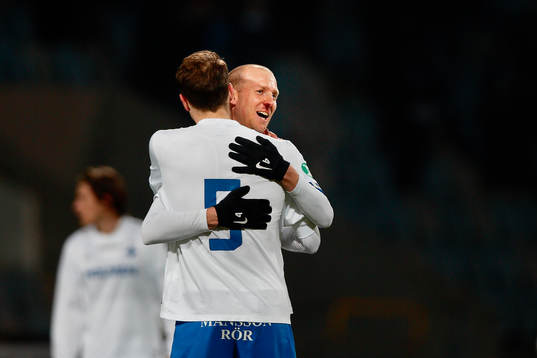 Norrköpings Andreas Johansson och Lars Krogh Gerson jublar