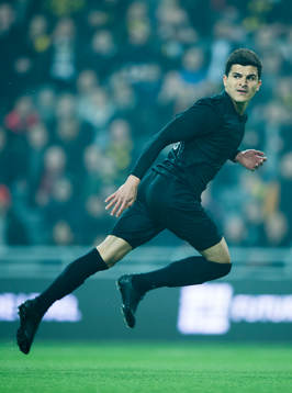 s Tarik Elyounoussi
