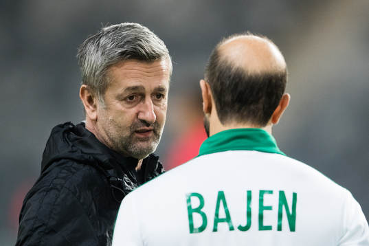 Vasalunds tränare Nebojsa Novakovic och Hammarbys Kennedy