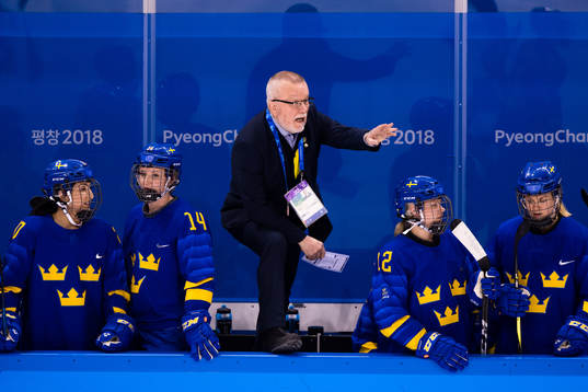 Leif Boork, head coach of Sweden, in the Women's Ice Hockey