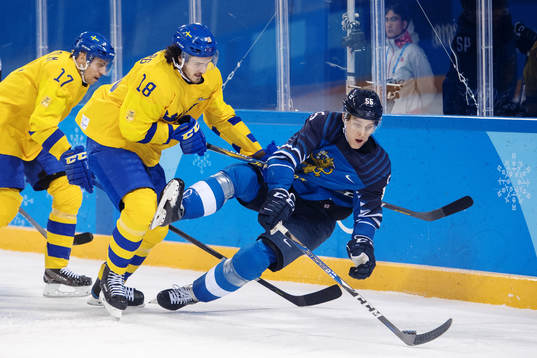 Pär Lindholm of Sweden and Dennis Everberg of Sweden in a