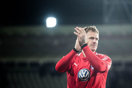 Malmö FFs målvakt Johan Dahlin jublar