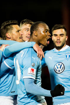 Malmö FFs Carlos Strandberg jublar