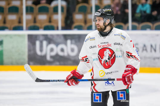 Vita Hästens Rikard Olsén