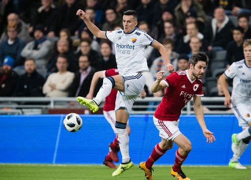 Djurgårdens Haris Radetinac och Degerfors Marcus de Bruin
