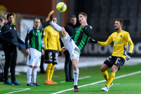 GAIS Marcus Bergholtz och Elfsborgs Robert Gojani