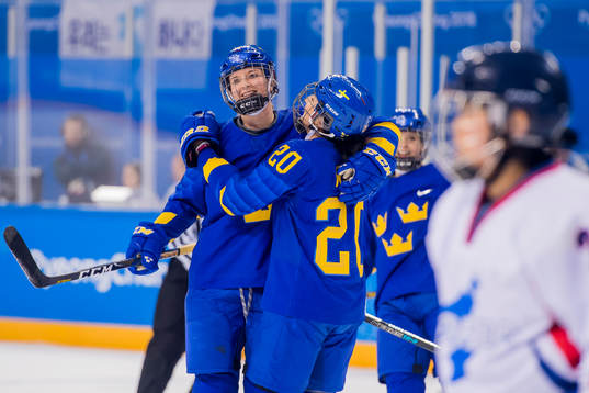 Sabina Küller of Sweden celebrates with her teammate Fanny