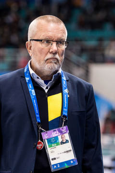 Leif Boork, head coach of Sweden in the Women's Ice Hockey