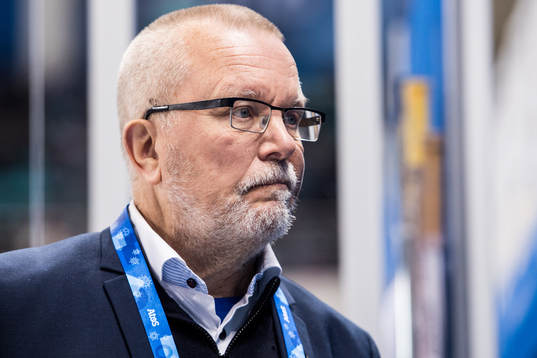 Leif Boork, head coach of Sweden in the Women's Ice Hockey