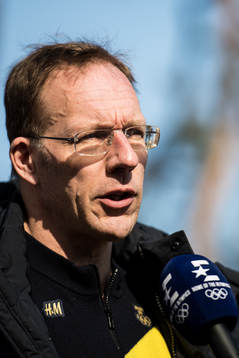 Björn Waldebäck doctor of Sweden is being interviewed