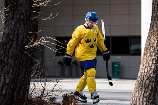 Fredrik Pettersson of Sweden arrives prior a training