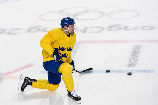 Anton Lander of Sweden