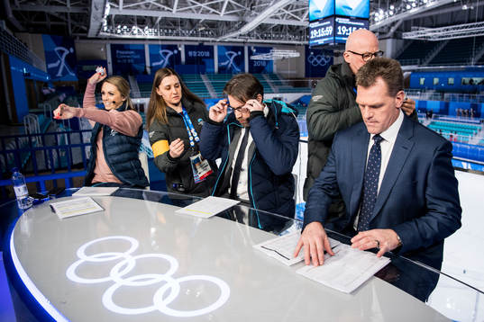 Karin Frick, Ice Hockey expert Peter Forsberg at Eurosport