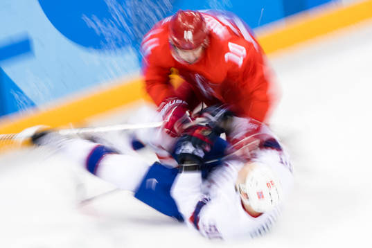 Sergei Mozyakin  Of Russia (OAR) and Daniel Sørvik of