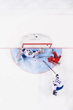 The OAR scores the 4-1 goal behind goaltender Henrik
