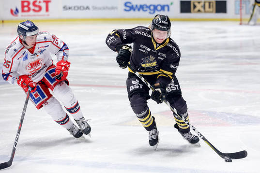 s Ludvig Claesson  och Västerviks Patrik Blomberg