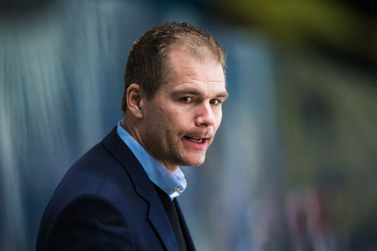 s tränare Thomas Mitell