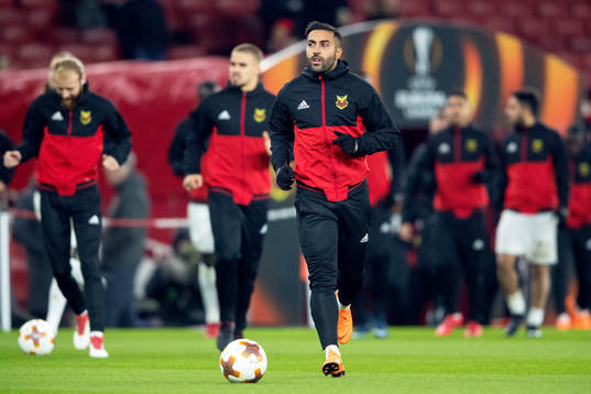Östersunds Saman Ghoddos värmer upp