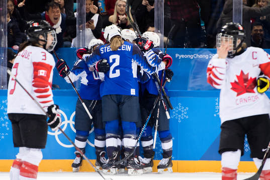 Team USA celebrates the 2-2 goal