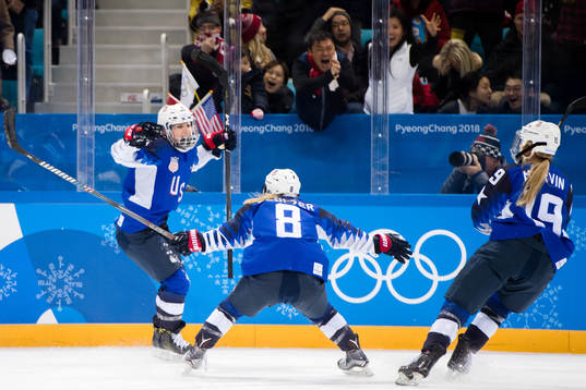 Monique Lamoureux-Morando of USA celebrates the 2-2 goal